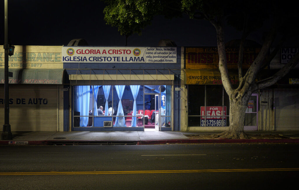 Los Angeles storefront church Iglesia Cristo Te Llama